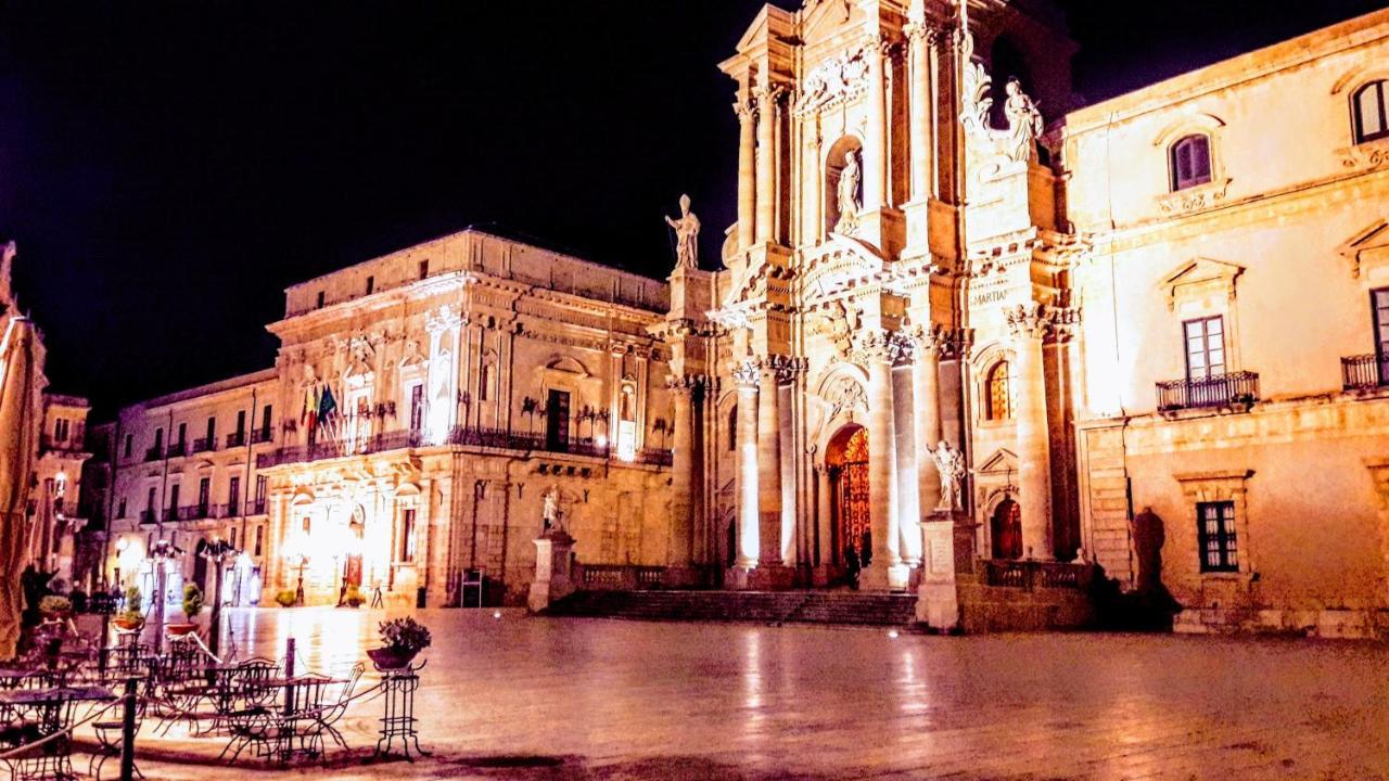 Elegante Appartamento In Palazzo Storico Ortigia Syracuse Exteriér fotografie