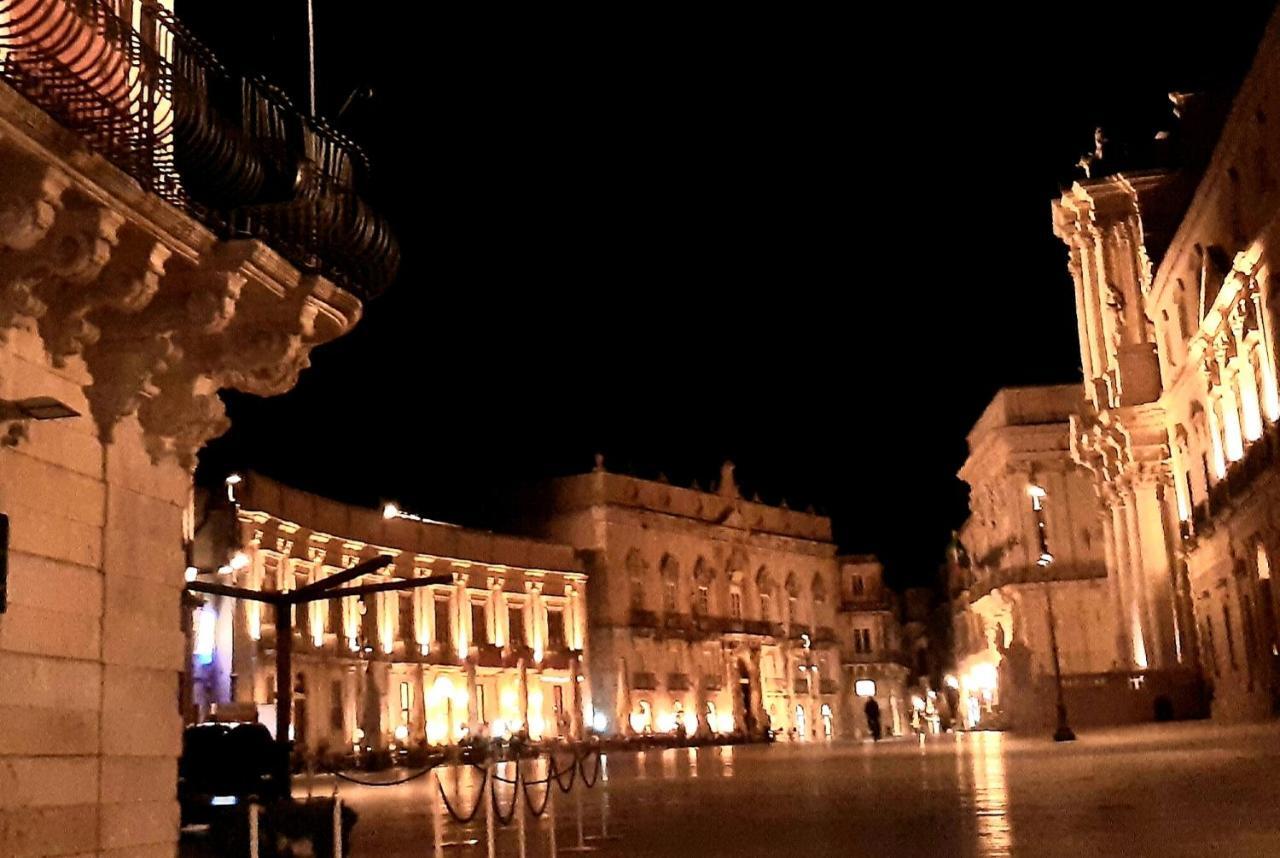 Elegante Appartamento In Palazzo Storico Ortigia Syracuse Exteriér fotografie